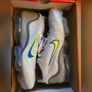 AR Vapormax 2021 FK Size 12